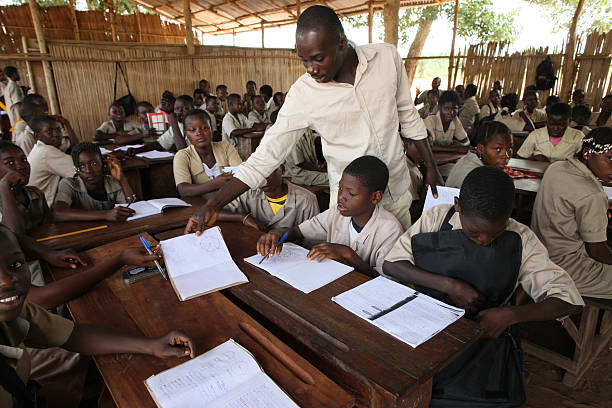 Salaire d’un instituteur en Côte d’Ivoire